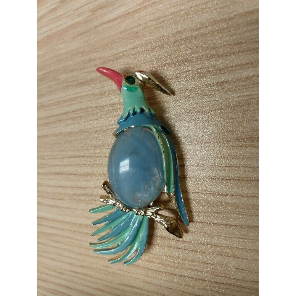 Jelly Belly Parrot Enamel Brooch Vintage gold tone